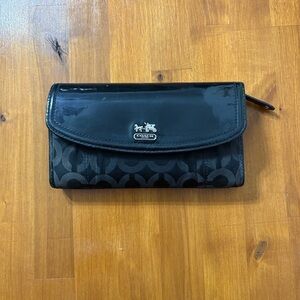 Coach Black Signature Women's Wallet